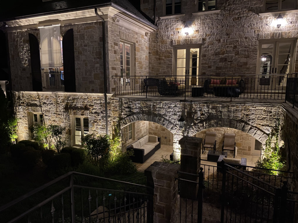 lights at house side