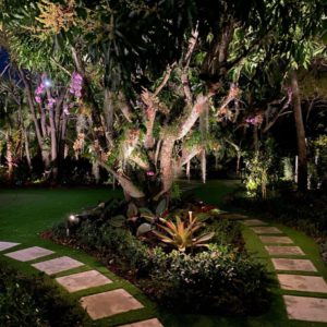 Contemporary_walkway